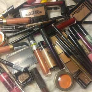 COPY - makeup Nyx.,Covergirl, Jasmine LaBella, wet n wild